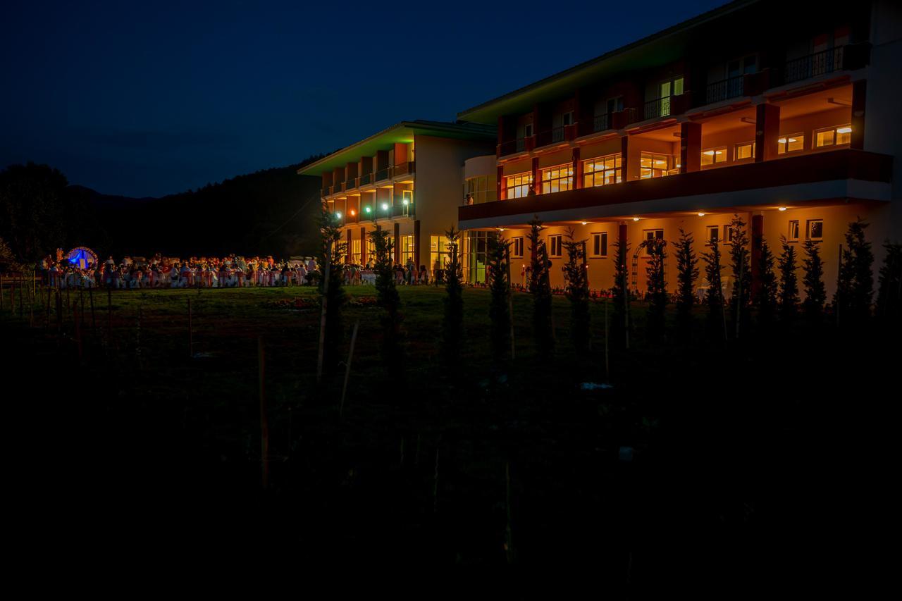 Ulus Doga Park Otel Екстериор снимка